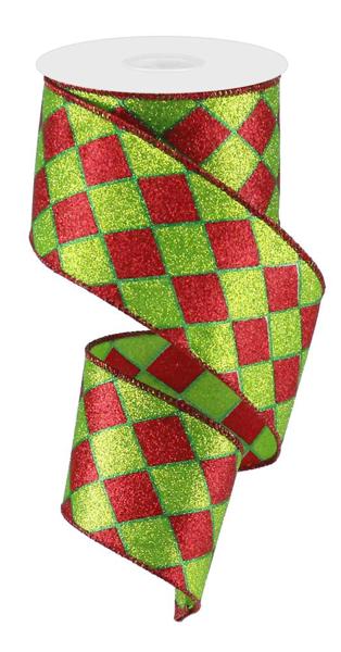 a green and red ribbon with a checkerboard pattern
