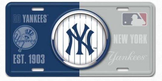 a new york yankees license plate is shown